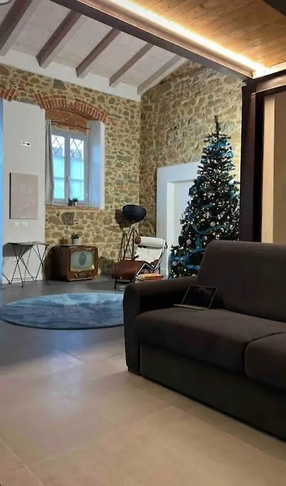 Loft Officina Di Leonardo Nel Centro Di Vinci Apartment